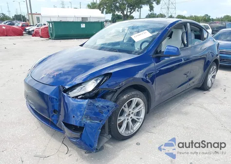 2020 Tesla Model Y Long Range Dual Motor All-Wheel Drive z USA, uszkodzony, nr VIN 5YJYGDEE8LF040956